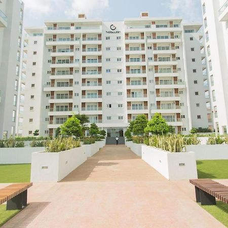 The Gallery Luxury Apartments Accra Esterno foto