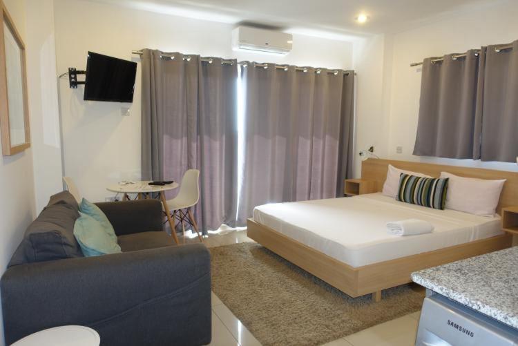 The Gallery Luxury Apartments Accra Esterno foto